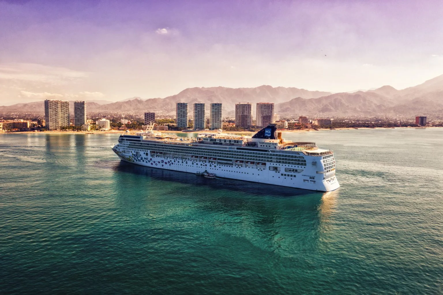 Navigating the Waters: Tips for a Successful Career on a Cruise Line