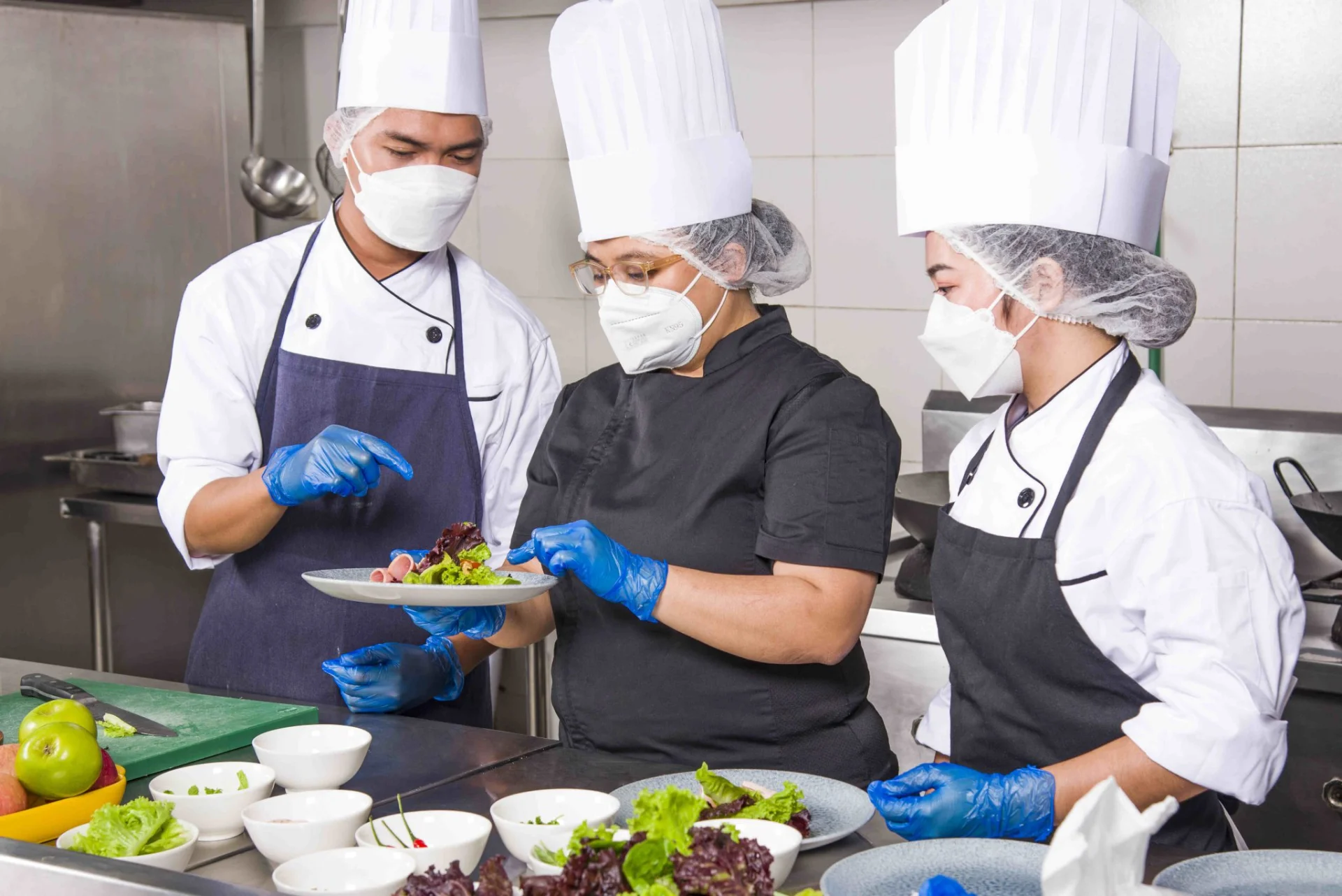 Reasons to Enroll in a Culinary Institute for Aspiring Hoteliers