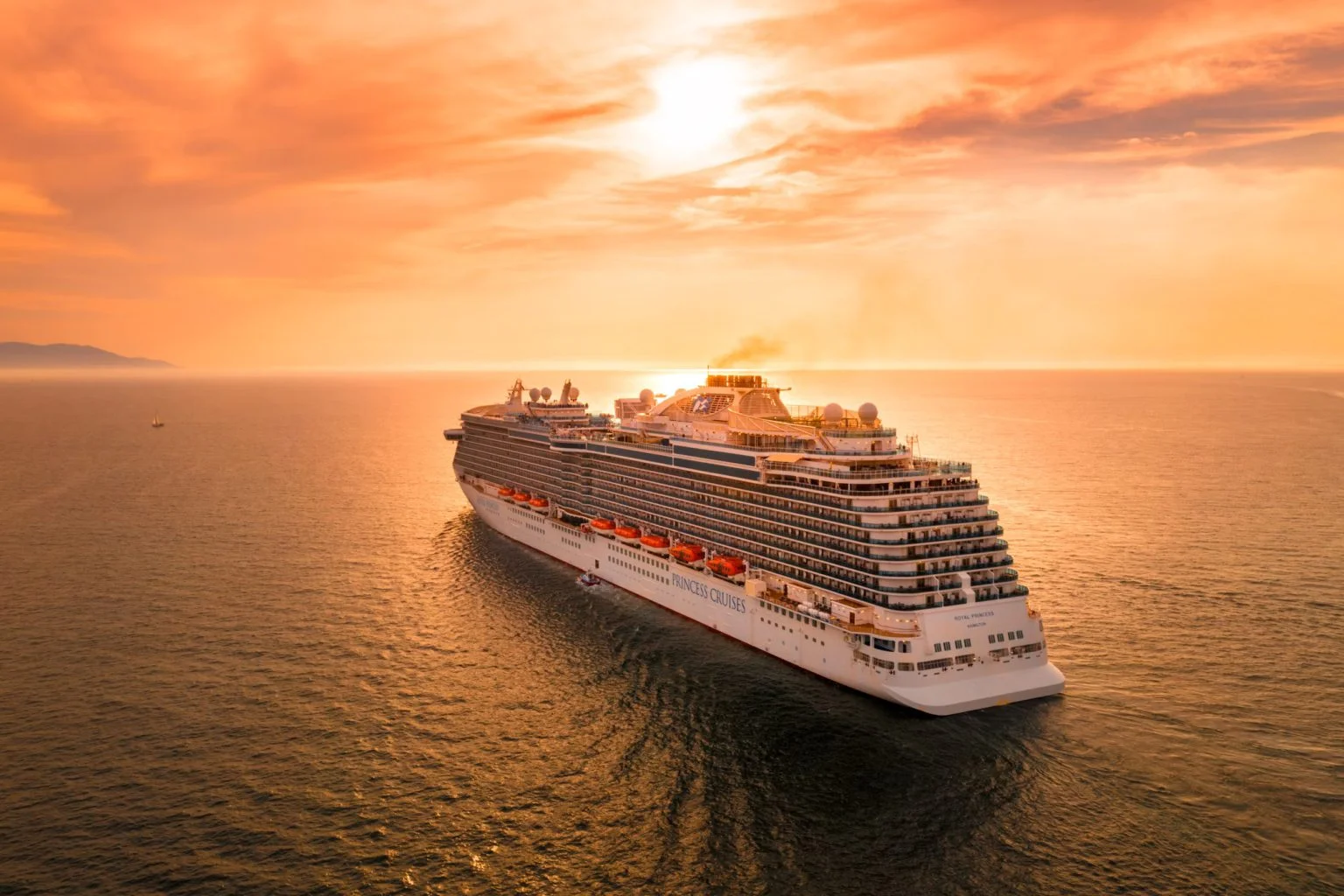 The Insider’s Guide: What to Expect When Working on a Cruise Ship