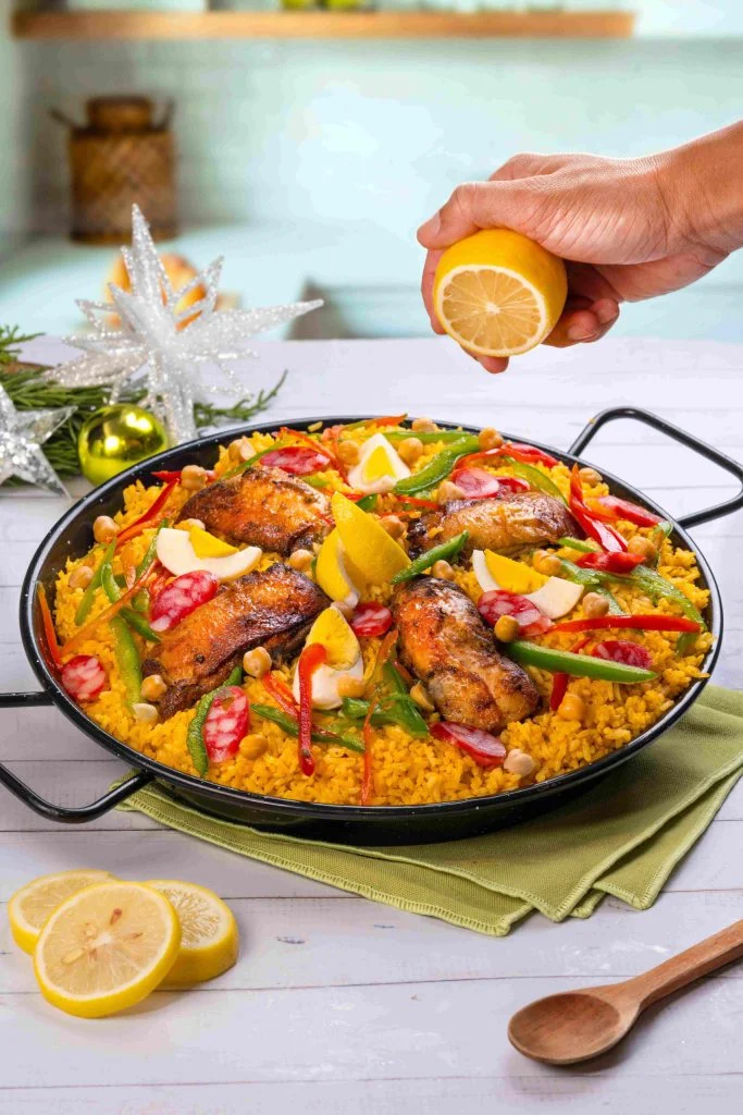 Paella-Valenciana_2-scaled-1-683x1024